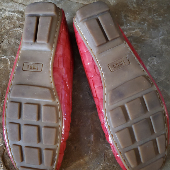 Impo Dela Alligator Print Loafers/Flats - Picture 2 of 7